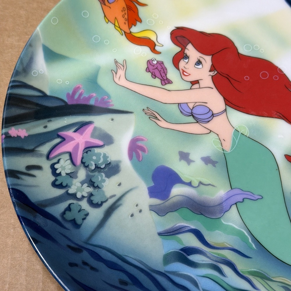 The Little Mermaid 9-3/8" PORCELAIN Plate. Made in Japan. Collectible. Tribute - Picture 3 of 4
